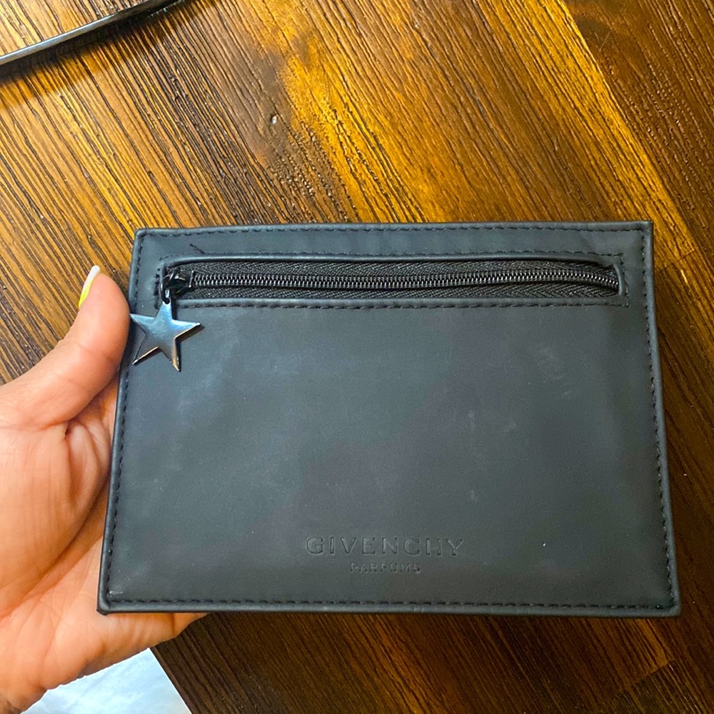 GIVENCHY CARD BAG